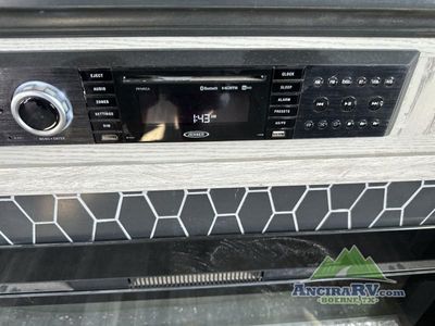2022 Keystone RV Alpine - Photo 18