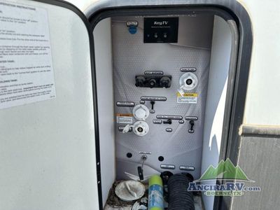 2022 Keystone RV Alpine - Photo 35