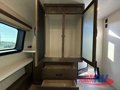 2024 Forest River RV Rockwood Ultra Lite - Photo 47