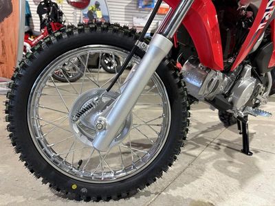 2026 Honda CRF110F - Photo 8