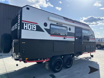 2021 Black Series Camper Black Series Camper - Photo 3