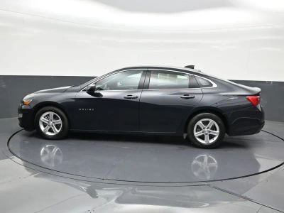 2022 Chevrolet Malibu — side profile view