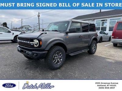 2025 Ford Bronco — rear three-quarter view