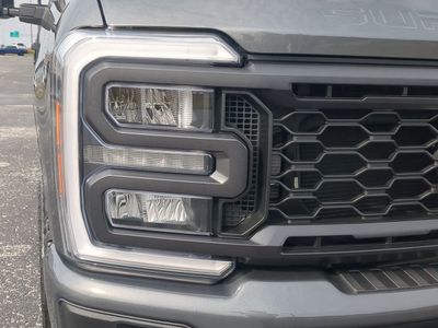 2026 Ford F-350SD - Photo 11