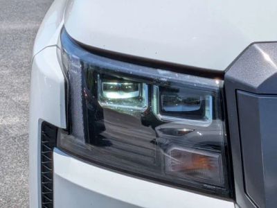2026 Nissan Frontier — photo 10 view
