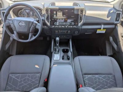 2026 Nissan Frontier — photo 17 view