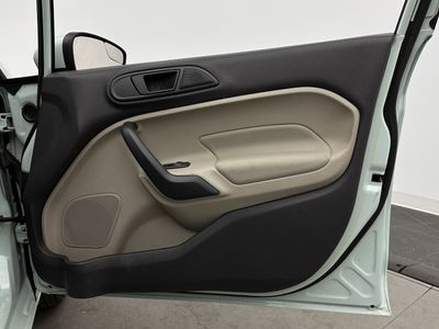 2017 Ford Fiesta - Photo 28