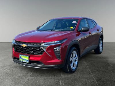 2025 Chevrolet Trax — rear three-quarter view