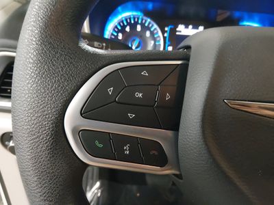 2021 Chrysler Voyager - Photo 12