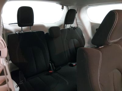 2021 Chrysler Voyager - Photo 17