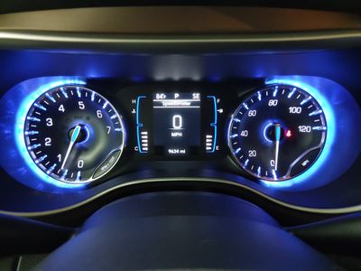 2021 Chrysler Voyager - Photo 14