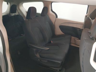 2021 Chrysler Voyager - Photo 18