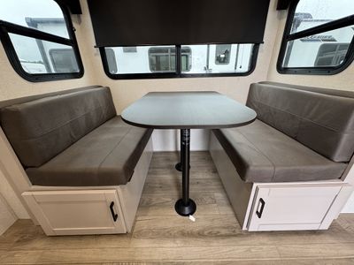 2026 Jayco Jay Feather Air - Photo 14
