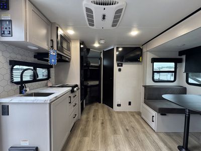 2026 Jayco Jay Feather Air - Photo 11