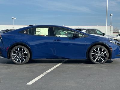 2026 Toyota Prius Plug-in Hybrid — photo 8 view