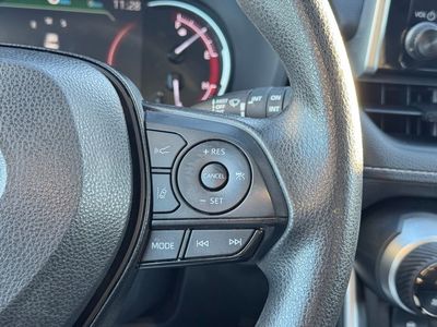 2024 Toyota RAV4 XLE - Photo 27