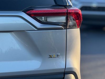 2024 Toyota RAV4 XLE - Photo 10
