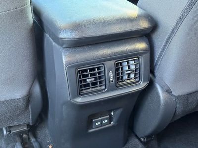 2024 Toyota RAV4 XLE - Photo 13