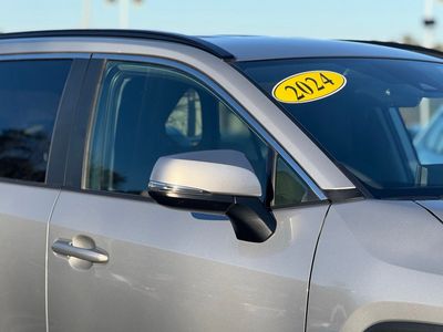 2024 Toyota RAV4 XLE - Photo 6