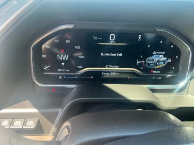 2025 GMC Sierra 3500HD — photo 10 view