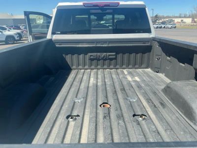 2025 GMC Sierra 3500HD — photo 17 view