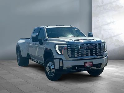 2025 GMC Sierra 3500HD — photo 8 view