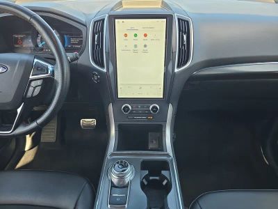 2024 Ford Edge — photo 11 view