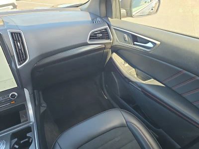 2024 Ford Edge — photo 12 view
