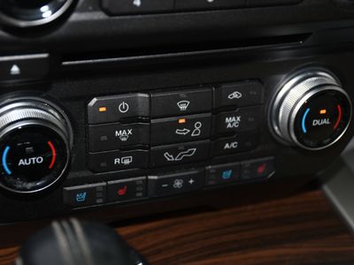2015 Ford F-150 - Photo 16