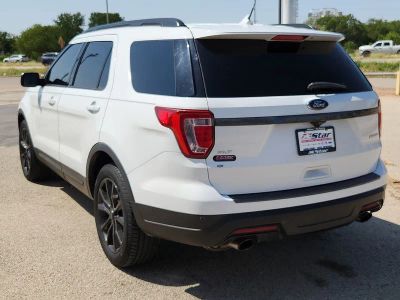 2019 Ford Explorer — detail view