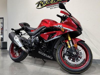 2025 Suzuki GSX-R1000R - Photo 2