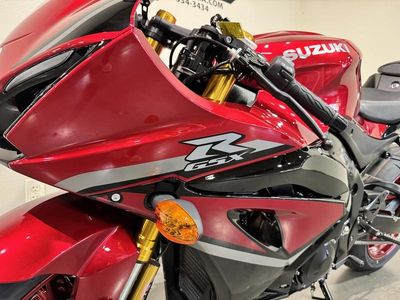2025 Suzuki GSX-R1000R - Photo 14