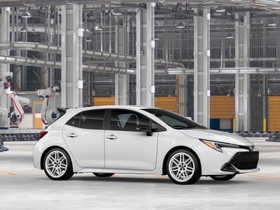2026 Toyota Corolla Hatchback - Photo 15