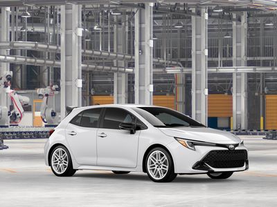2026 Toyota Corolla Hatchback - Photo 16
