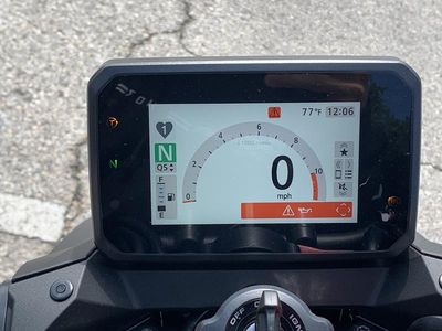 2025 Honda CB750 Hornet - Photo 15