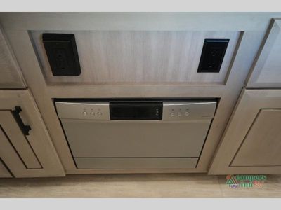 2026 Jayco Pinnacle - Photo 28