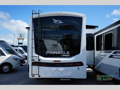2026 Jayco Pinnacle - Photo 5