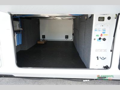 2026 Jayco Pinnacle - Photo 13