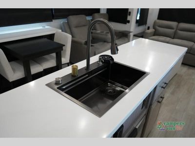 2026 Jayco Pinnacle - Photo 27