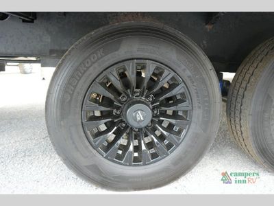 2026 Jayco Pinnacle - Photo 14
