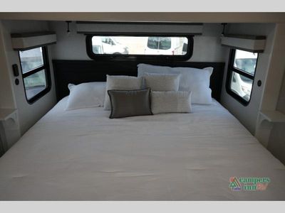 2026 Jayco Pinnacle - Photo 38