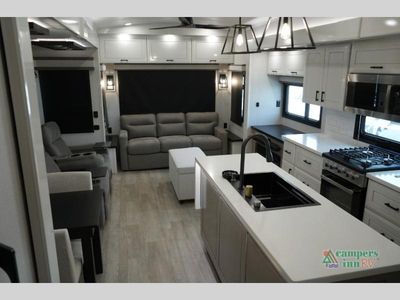 2026 Jayco Pinnacle - Photo 15