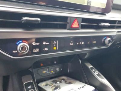 2025 Kia Sorento — photo 18 view
