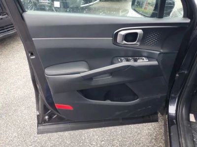 2025 Kia Sorento — detail view