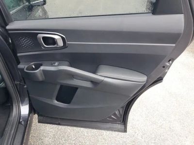 2025 Kia Sorento — photo 31 view