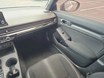 2025 Honda Civic — photo 12 view