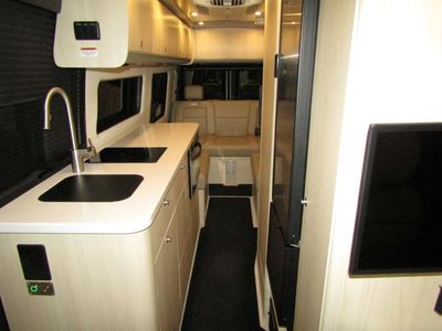 2024 Airstream INTERSTATE - Photo 5