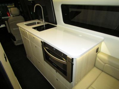 2024 Airstream INTERSTATE - Photo 6