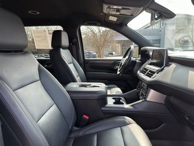 2022 Chevrolet Suburban - Photo 34