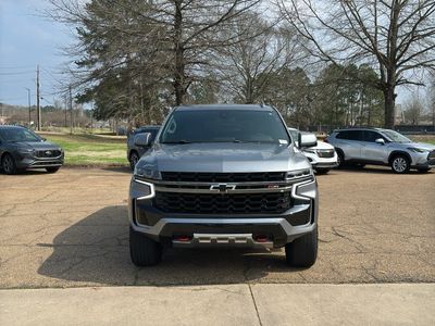 2022 Chevrolet Suburban - Photo 2